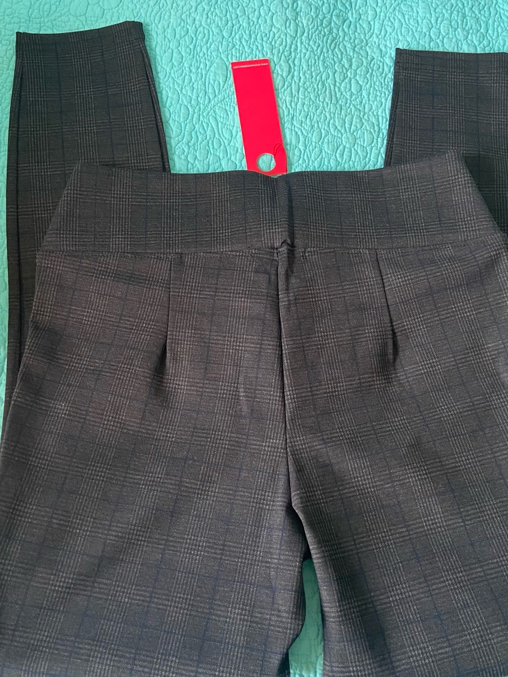XCVI Women’s Gray Plaid Dress Pants - Picture 5 of 7